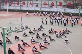 解析匹兹堡海盗队如何在低预算压力下通过精细化运营维持球队生存